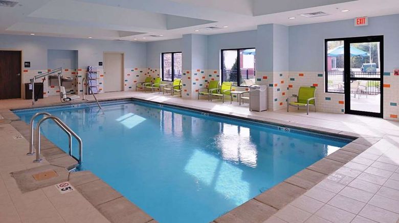 <b>Hampton Inn By Hilton Leavenworth Pool</b>. Images powered by <a href="https://iceportal.shijigroup.com/" title="IcePortal" target="_blank">IcePortal</a>.
