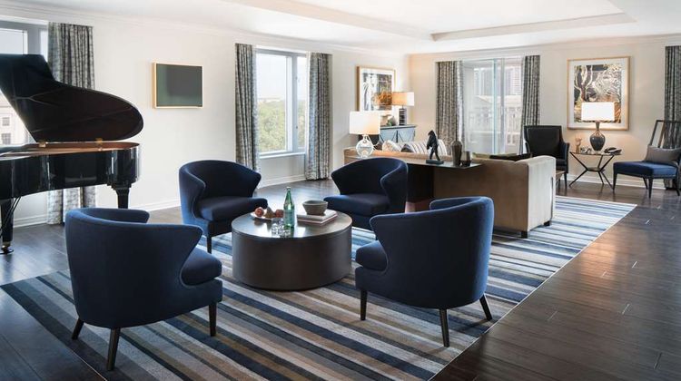 The Logan Philadelphia, Curio Collection Room