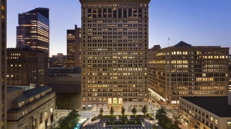 Embassy Suites Pittsburgh Downtown Exterior