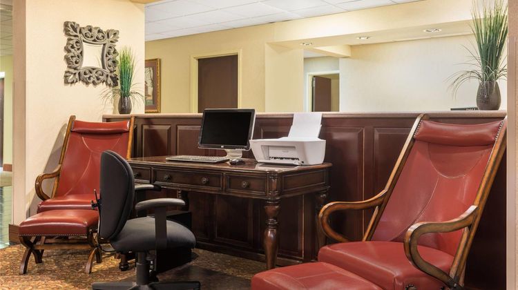 Baymont Inn & Suites, Fayetteville Other