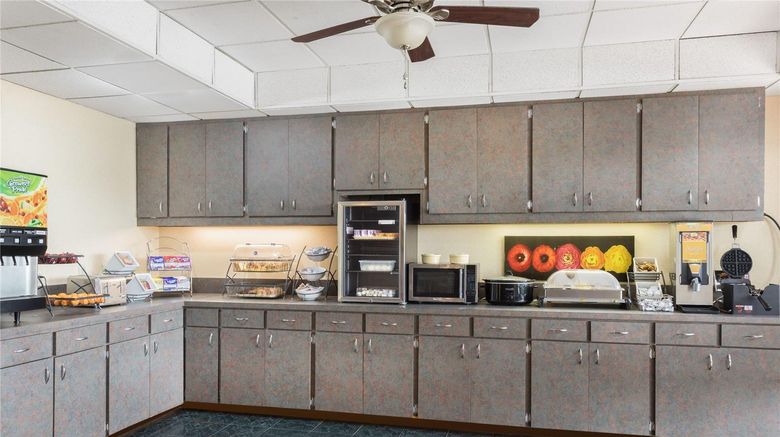 <b>Baymont Inn & Suites, Fayetteville Other</b>. Images powered by <a href="https://iceportal.shijigroup.com/" title="IcePortal" target="_blank">IcePortal</a>.