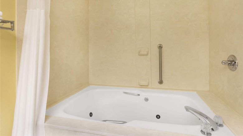 <b>Baymont Inn & Suites, Fayetteville Room</b>. Images powered by <a href="https://iceportal.shijigroup.com/" title="IcePortal" target="_blank">IcePortal</a>.
