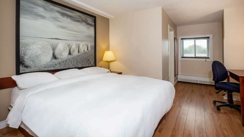 <b>Super 8 Smoky Lake Room</b>. Images powered by <a href="https://iceportal.shijigroup.com/" title="IcePortal" target="_blank">IcePortal</a>.