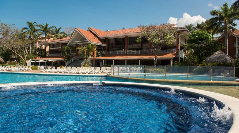 <b>Occidental Tamarindo Pool</b>. Images powered by <a href="https://iceportal.shijigroup.com/" title="IcePortal" target="_blank">IcePortal</a>.