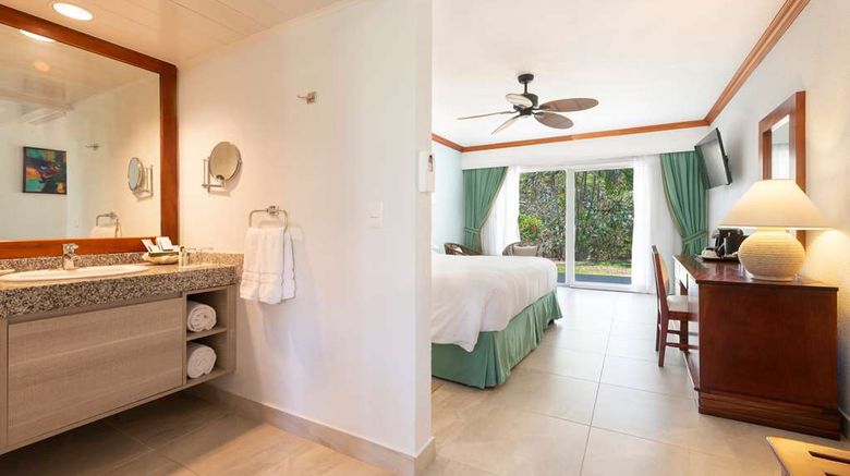 <b>Occidental Tamarindo Room</b>. Images powered by <a href="https://iceportal.shijigroup.com/" title="IcePortal" target="_blank">IcePortal</a>.