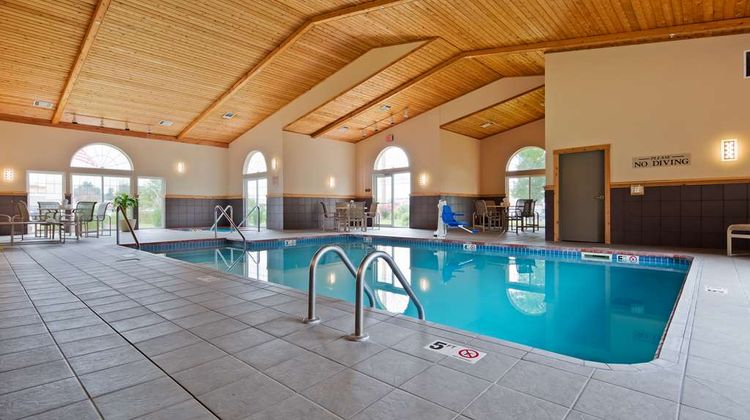 Best Western Plus Menomonie Inn & Suites Pool