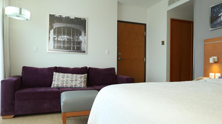 Hampton Inn & Suites by Hilton Paraiso Room