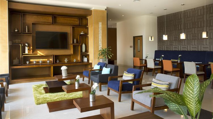 Hampton Inn & Suites by Hilton Paraiso Restaurant