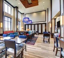 Hampton Inn & Suites Greenville Airport Lobby
