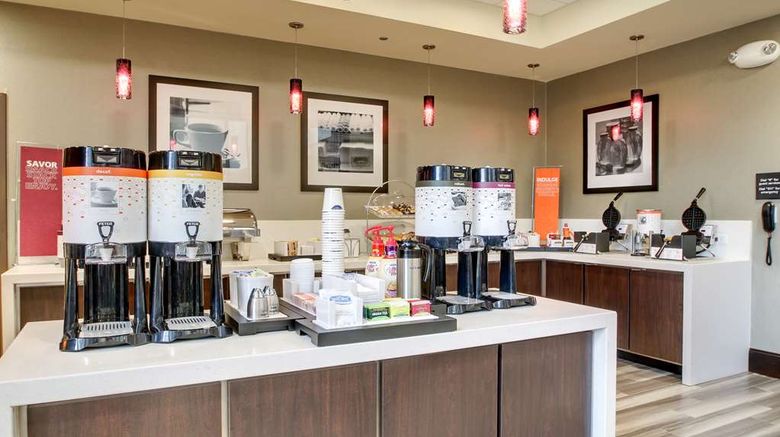 <b>Hampton Inn & Suites Greenville Airport Restaurant</b>. Images powered by <a href="https://iceportal.shijigroup.com/" title="IcePortal" target="_blank">IcePortal</a>.