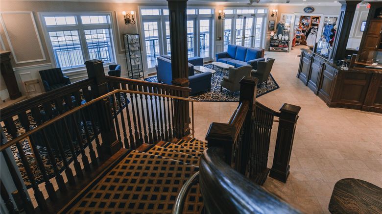 <b>Madison Beach Hotel, Curio Collection Lobby</b>. Images powered by <a href="https://iceportal.shijigroup.com/" title="IcePortal" target="_blank">IcePortal</a>.