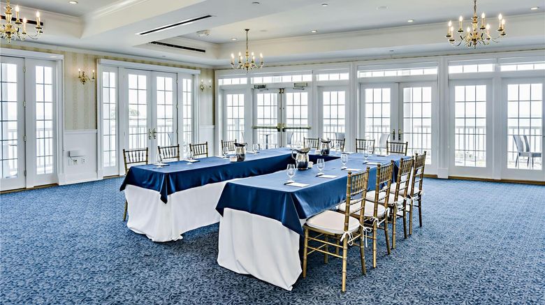 <b>Madison Beach Hotel, Curio Collection Meeting</b>. Images powered by <a href="https://iceportal.shijigroup.com/" title="IcePortal" target="_blank">IcePortal</a>.