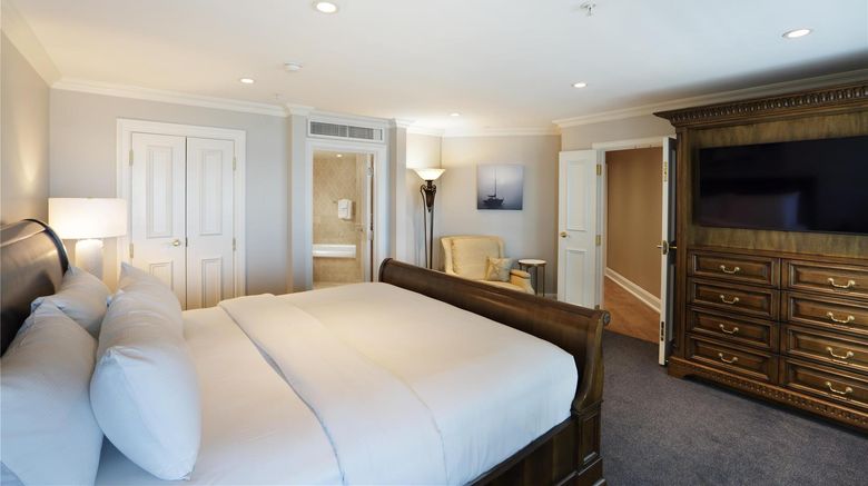 <b>Madison Beach Hotel, Curio Collection Room</b>. Images powered by <a href="https://iceportal.shijigroup.com/" title="IcePortal" target="_blank">IcePortal</a>.