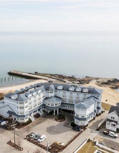 Madison Beach Hotel, Curio Collection
