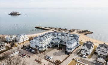 Madison Beach Hotel, Curio Collection