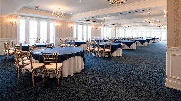 Madison Beach Hotel, Curio Collection Meeting