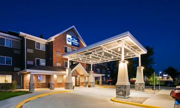 Best Western Harvest Inn & Suites