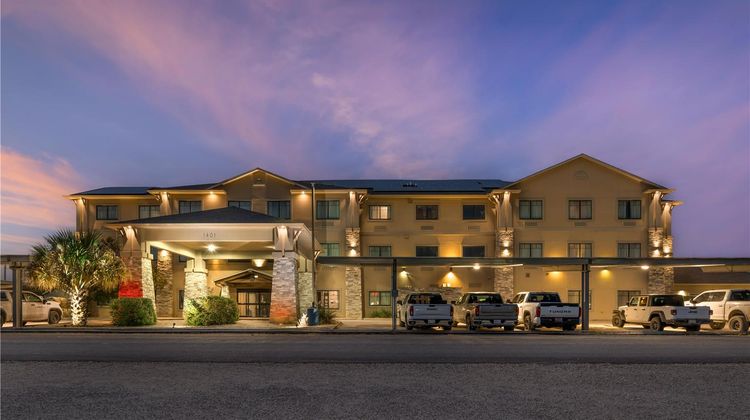 Best Western Plus Big Lake Inn Exterior
