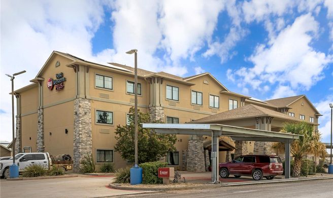 Best Western Plus Big Lake Inn Exterior
