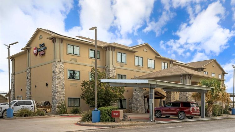 Best Western Plus Big Lake Inn Exterior