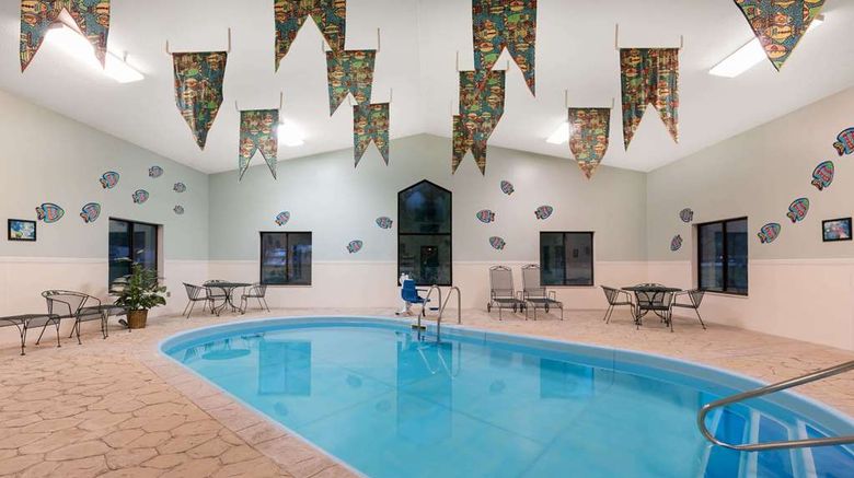 <b>Baymont Inn & Suites Hot Springs Pool</b>. Images powered by <a href="https://iceportal.shijigroup.com/" title="IcePortal" target="_blank">IcePortal</a>.
