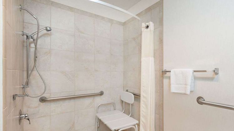 Baymont Inn & Suites Hot Springs Room