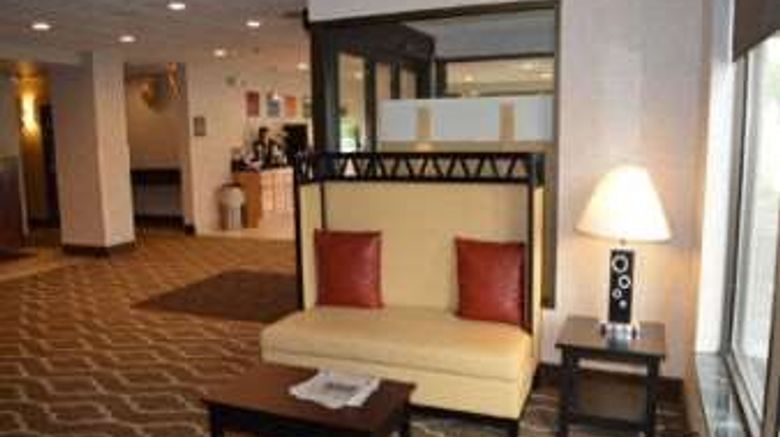 <b>Days Inn Blairsville Lobby</b>. Images powered by <a href="https://iceportal.shijigroup.com/" title="IcePortal" target="_blank">IcePortal</a>.