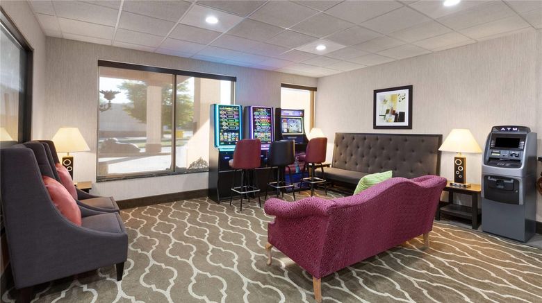 <b>Days Inn Blairsville Lobby</b>. Images powered by <a href="https://iceportal.shijigroup.com/" title="IcePortal" target="_blank">IcePortal</a>.