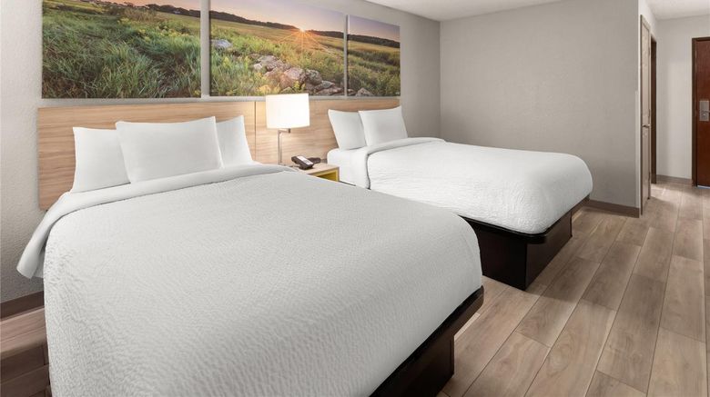 <b>Days Inn Blairsville Room</b>. Images powered by <a href="https://iceportal.shijigroup.com/" title="IcePortal" target="_blank">IcePortal</a>.