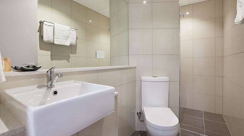 <b>Ramada Suites Zen Quarter Darwin Room</b>. Images powered by <a href="https://iceportal.shijigroup.com/" title="IcePortal" target="_blank">IcePortal</a>.