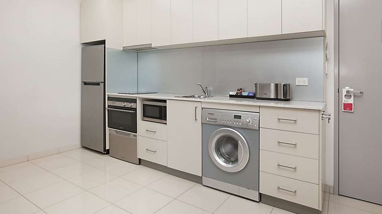 Ramada Suites Zen Quarter Darwin Room
