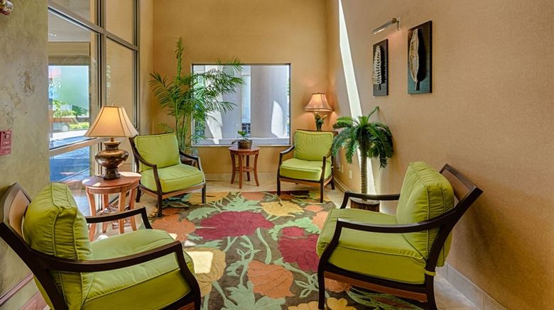 <b>Triple Play Resort Hotel Lobby</b>. Images powered by <a href="https://iceportal.shijigroup.com/" title="IcePortal" target="_blank">IcePortal</a>.