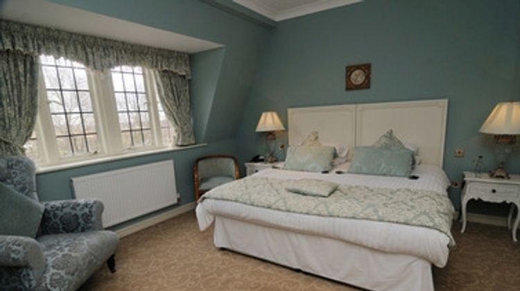 Ye Olde Bell Hotel & Restaurant Room