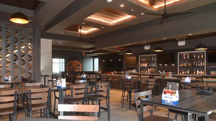 Embassy Suites Kansas City/Olathe Restaurant
