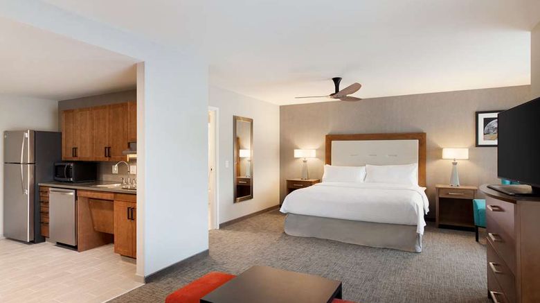 <b>Homewood Suites Syracuse Carrier Circle Room</b>. Images powered by <a href="https://iceportal.shijigroup.com/" title="IcePortal" target="_blank">IcePortal</a>.