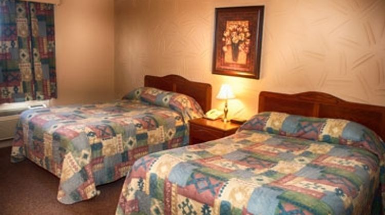 Bella Vista Inn Room