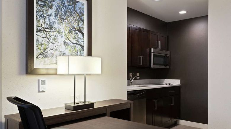 <b>Homewood Suites by Hilton Richmond-Dtwn Room</b>. Images powered by <a href="https://iceportal.shijigroup.com/" title="IcePortal" target="_blank">IcePortal</a>.