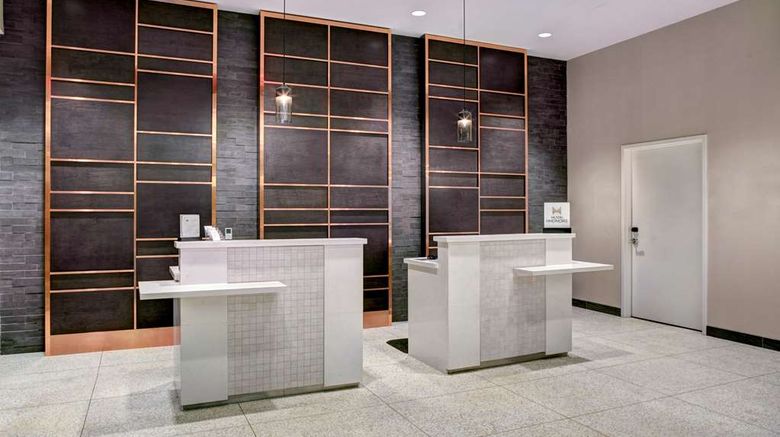 <b>Homewood Suites by Hilton Richmond-Dtwn Lobby</b>. Images powered by <a href="https://iceportal.shijigroup.com/" title="IcePortal" target="_blank">IcePortal</a>.