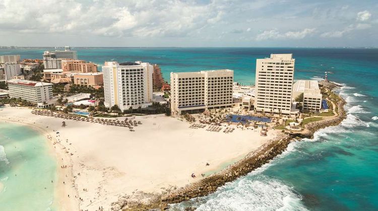 Hyatt Ziva Cancun Exterior