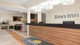 <b>Days Inn Montreal East Lobby</b>. Images powered by <a href="https://iceportal.shijigroup.com/" title="IcePortal" target="_blank">IcePortal</a>.