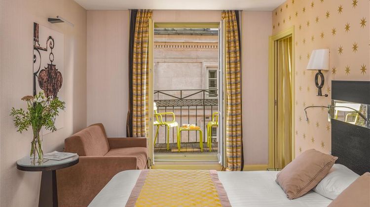 Hotel Le Petit Paris Room