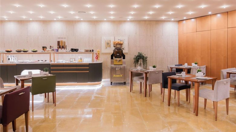 <b>Hotel Castellon Center, affiliated Melia Restaurant</b>. Images powered by <a href="https://iceportal.shijigroup.com/" title="IcePortal" target="_blank">IcePortal</a>.