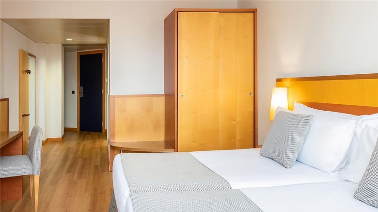 <b>Hotel Castellon Center, affiliated Melia Room</b>. Images powered by <a href="https://iceportal.shijigroup.com/" title="IcePortal" target="_blank">IcePortal</a>.