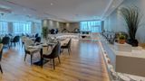 TRYP by Wyndham Abu Dhabi City Center Restaurant