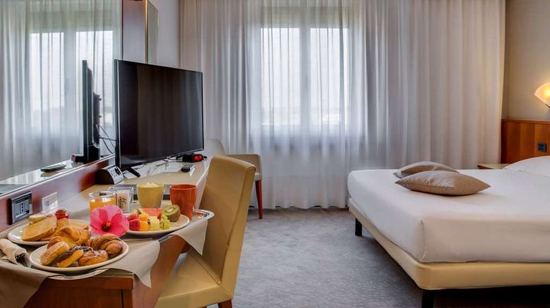 <b>Best Western Hotel Turismo Other</b>. Images powered by <a href="https://iceportal.shijigroup.com/" title="IcePortal" target="_blank">IcePortal</a>.