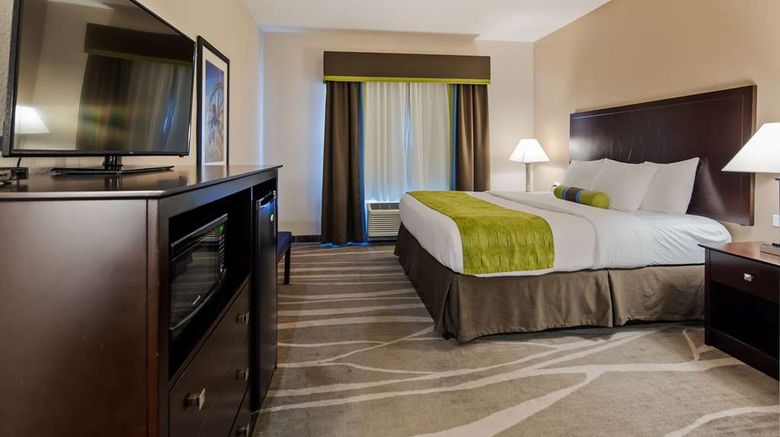 <b>Best Western Plus Denver City Hotel/Stes Room</b>. Images powered by <a href="https://iceportal.shijigroup.com/" title="IcePortal" target="_blank">IcePortal</a>.