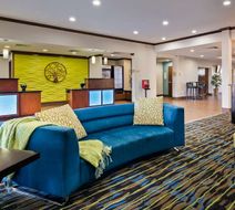 Best Western Plus Denver City Hotel/Stes Lobby