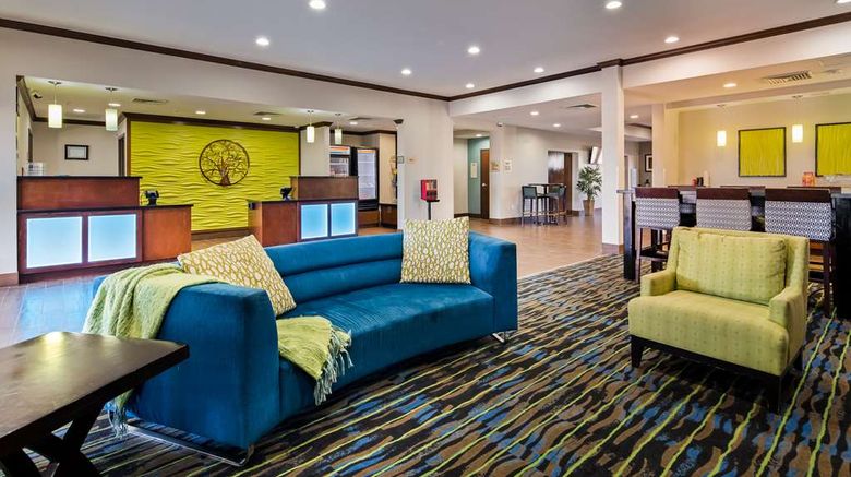 <b>Best Western Plus Denver City Hotel/Stes Lobby</b>. Images powered by <a href="https://iceportal.shijigroup.com/" title="IcePortal" target="_blank">IcePortal</a>.