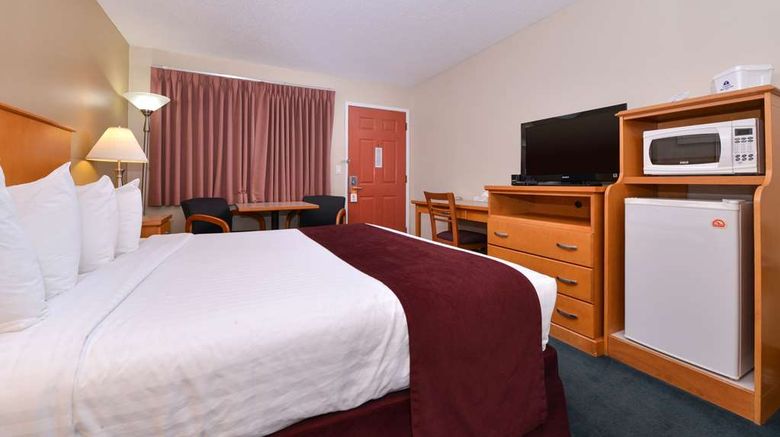 <b>Canadas Best Value Inn, Vernon Room</b>. Images powered by <a href="https://iceportal.shijigroup.com/" title="IcePortal" target="_blank">IcePortal</a>.