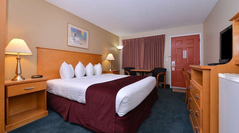 <b>Canadas Best Value Inn, Vernon Room</b>. Images powered by <a href="https://iceportal.shijigroup.com/" title="IcePortal" target="_blank">IcePortal</a>.